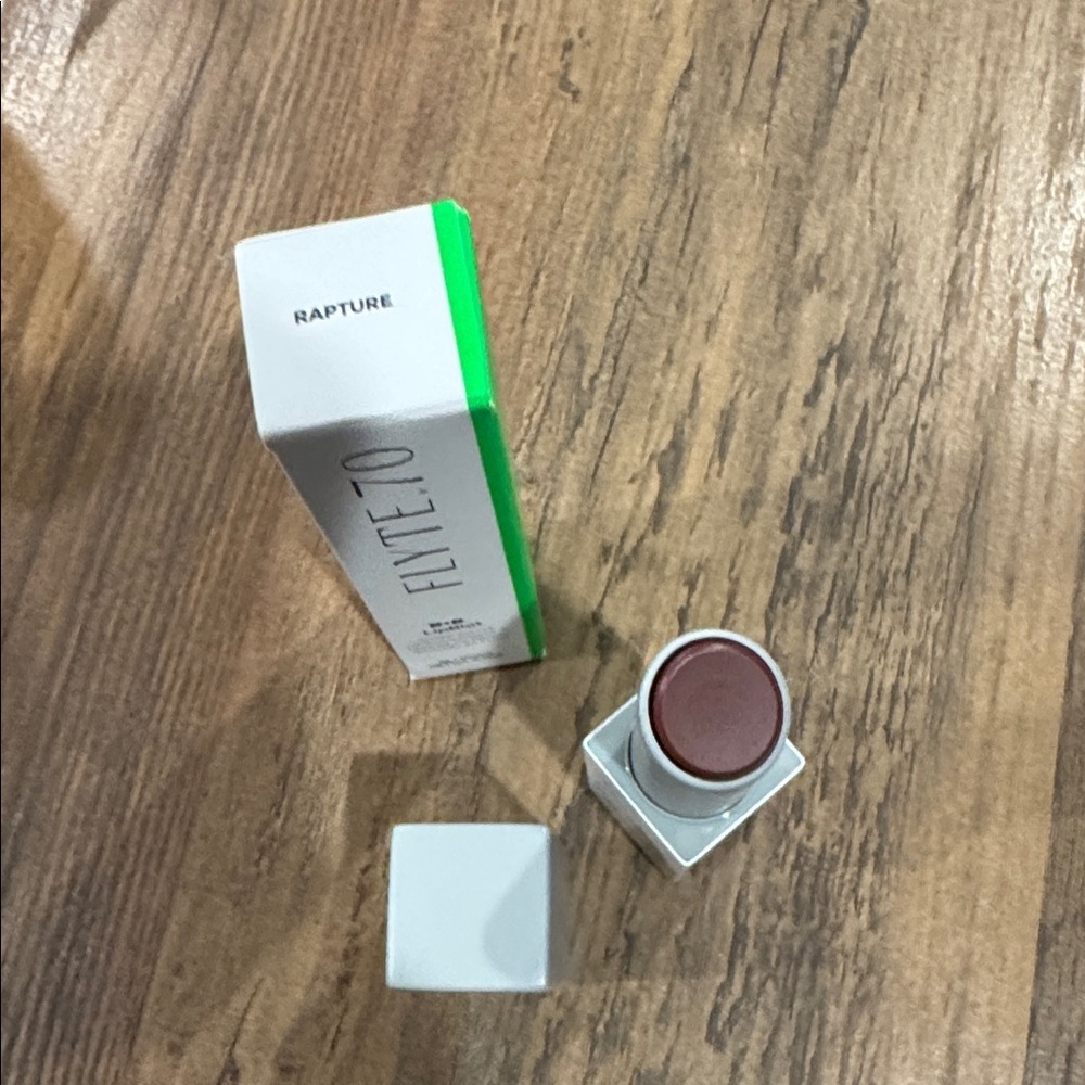 Flyte.70 Lipstick in Shade Rapture - Picture 2 of 6
